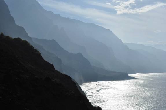 Paisagens cinematográficas da Na'Pali Coast, no caminho para o Kalalao, em Kauai, no Havaí
